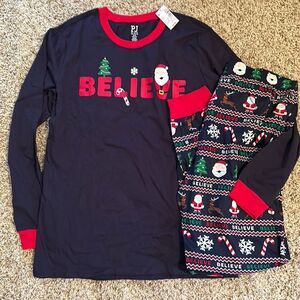 NWT - The Children's Place - Christmas PJ Set - Size M